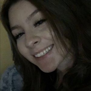 Meet your Posher, Sandy